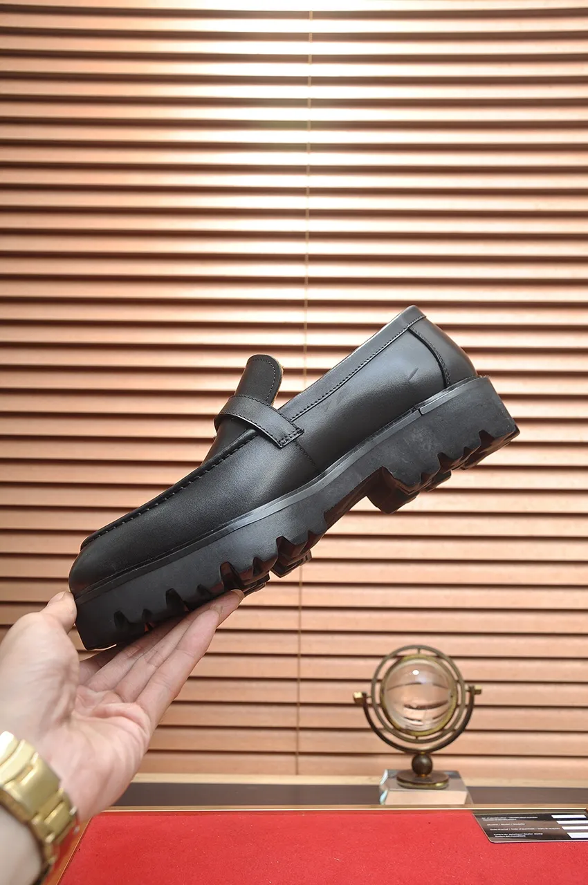 Men's Men's Shoes💰560💶[[HERMES]] (High-end Niuli) New 🍀 HERMES - top version of Ferragamo's classic casual leather shoes! Made of imported original cowhide, the inner top layer is comfortable cowhide lining! Original wear-resistant rubber outsole! High quality products! Code number 38-45 (45 customized)
